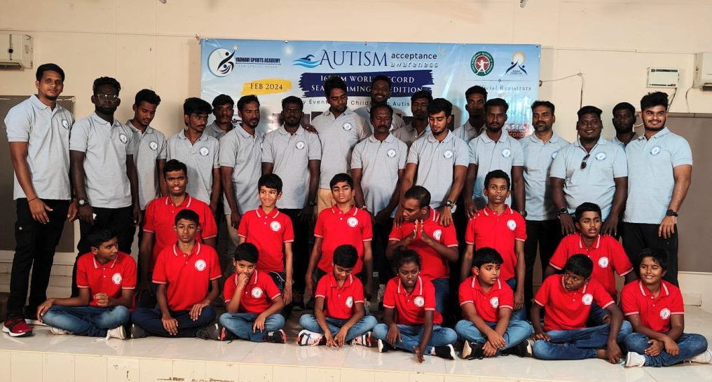 Swim expedition by students with special needs